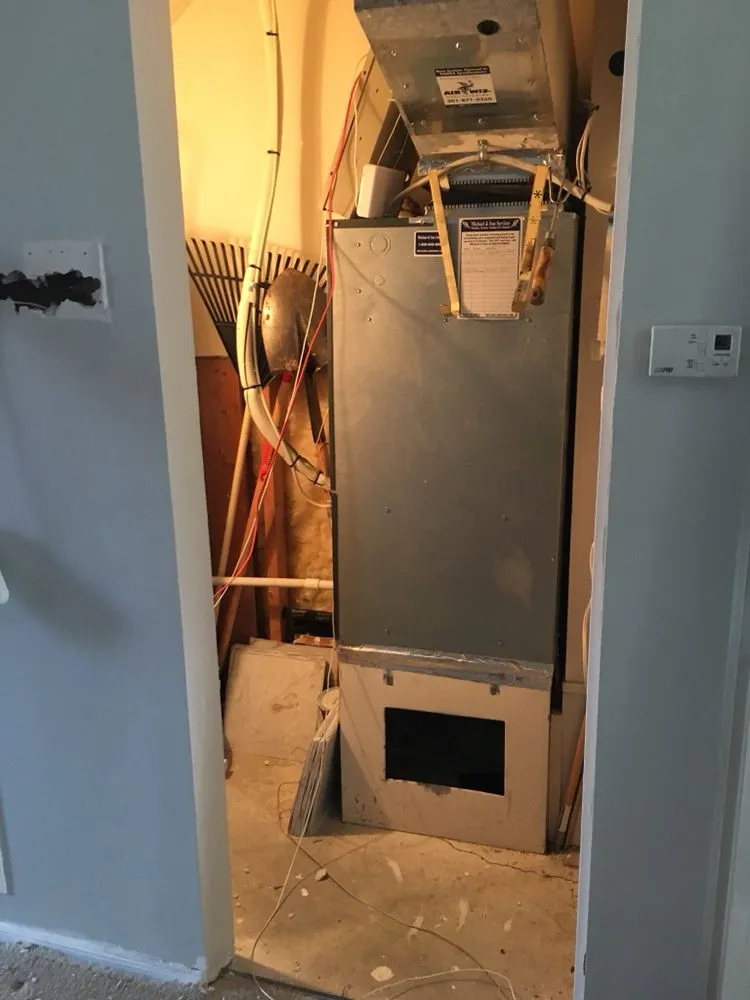 Slide of 007 Handyman Construction and Remodeling