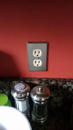 Slide of 1-800-FIX-HOMES