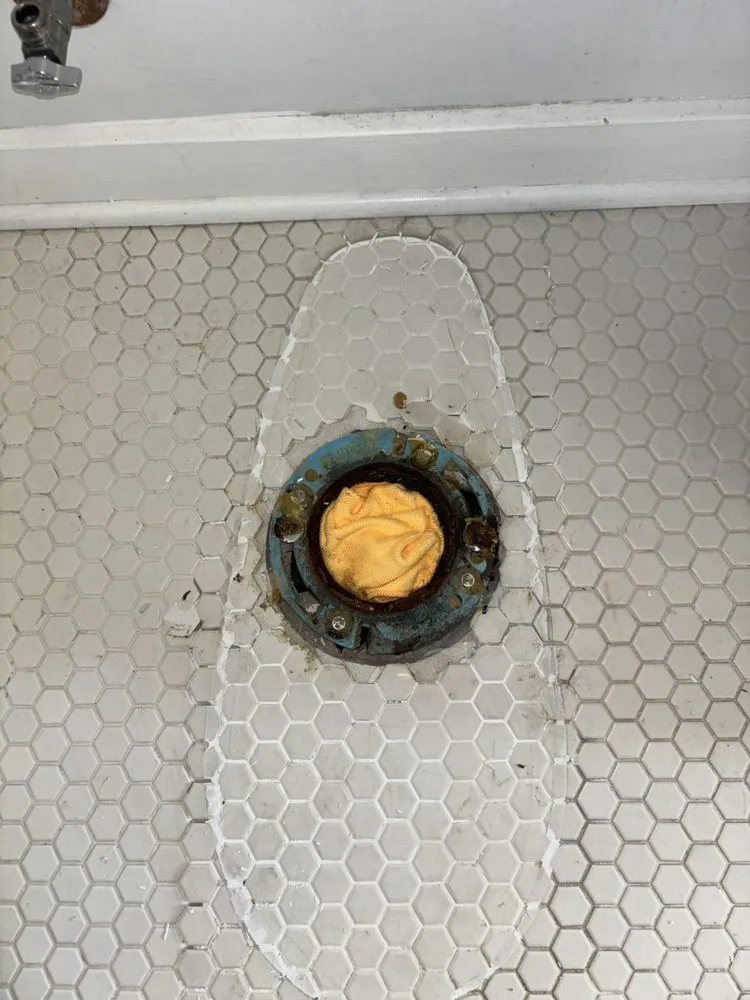 Slide of 1 Day Rooter & Plumbing