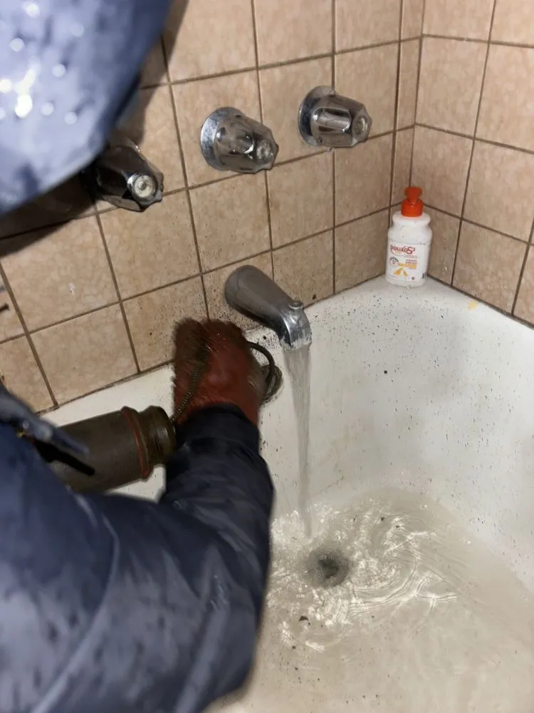 Slide of 1 Day Rooter & Plumbing