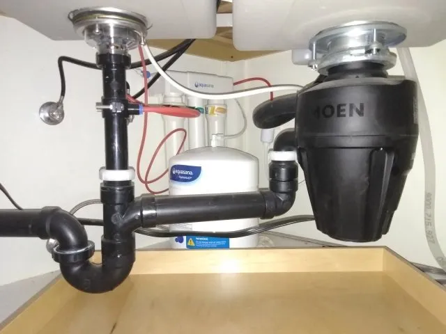 Slide of 1 Guy Service