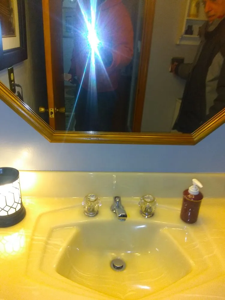 Slide of 1 Guy Service