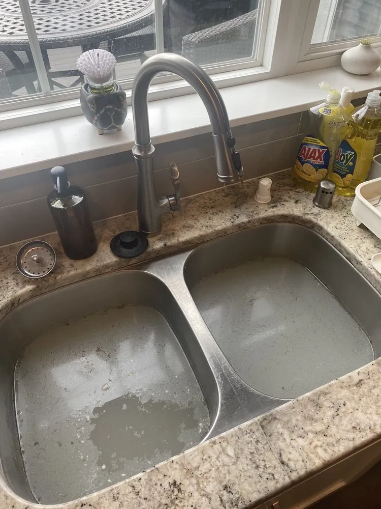 Slide of 1 Guy Service