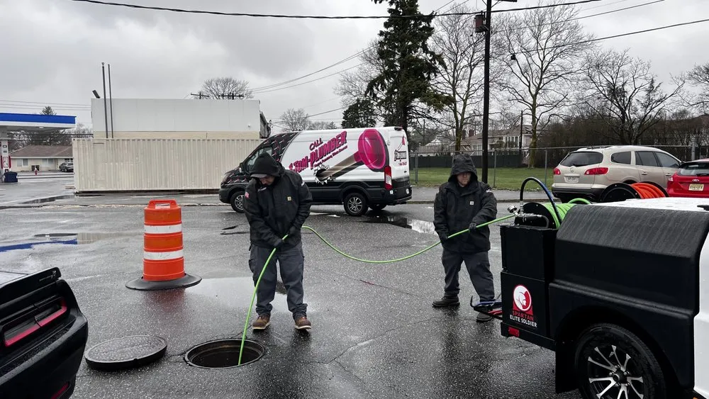 Slide of 1-Tom-Plumber