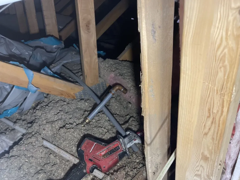 Slide of 100% Plumbers