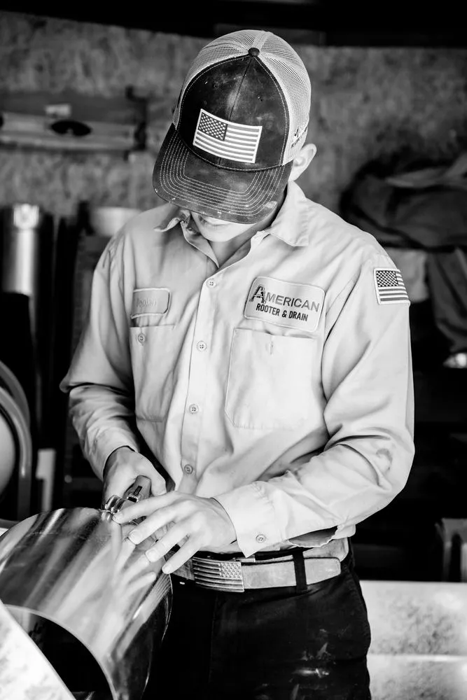 Slide of 1005 Commercial Way