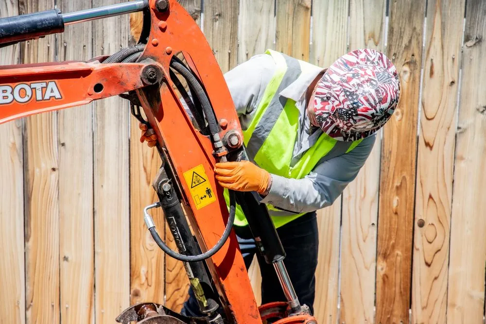 Slide of 1005 Commercial Way