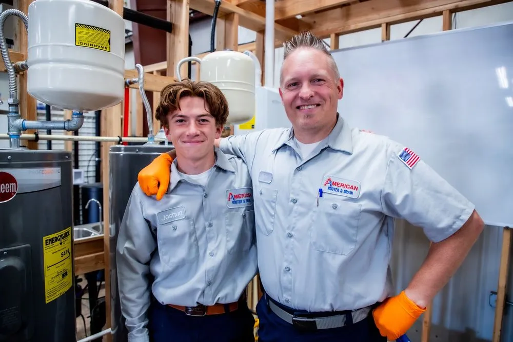 Slide of 1005 Commercial Way