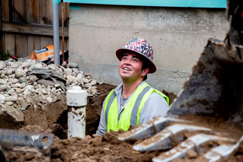 Slide of 1005 Commercial Way