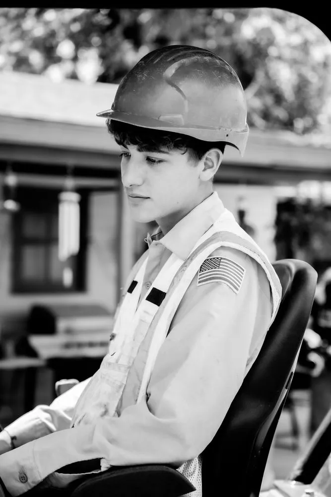 Slide of 1005 Commercial Way