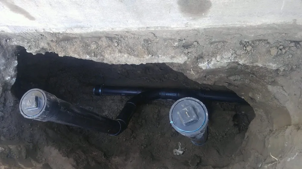 Professional drain cleaning in Los Angeles, CA by 101 Plumbing & Rooter