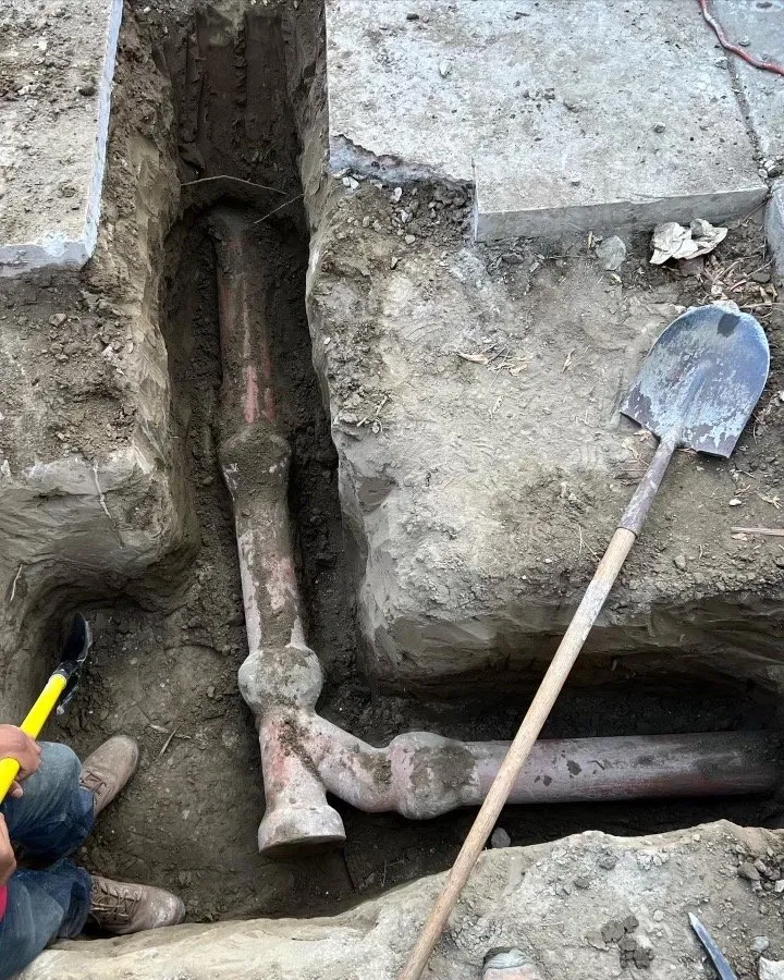 Slide of 12ONE12 Builder's Group