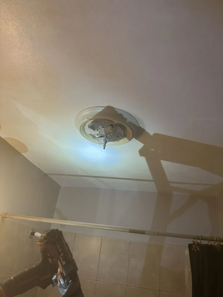 Slide of 1st Choice Building Maintenance