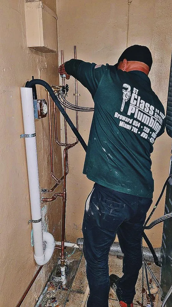 Slide of 1st Class Plumbing South Florida