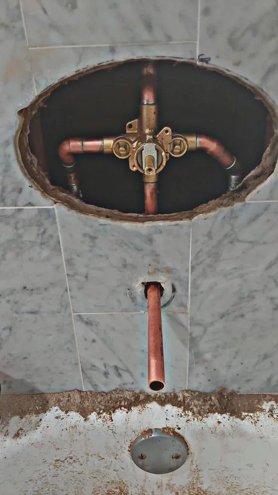 Slide of 1st Class Plumbing South Florida