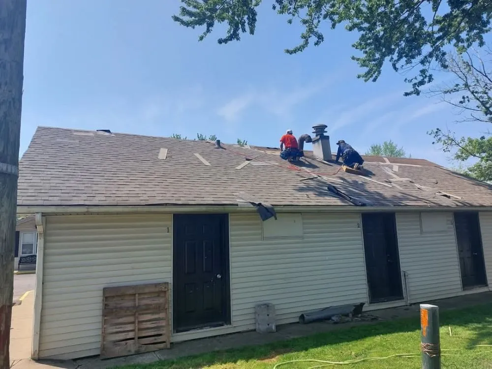 Slide of 2 Guys & A Truck Home Improvements