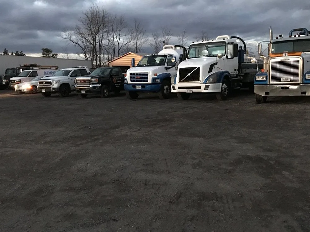 Slide of 24/7 Grease Trap & Services