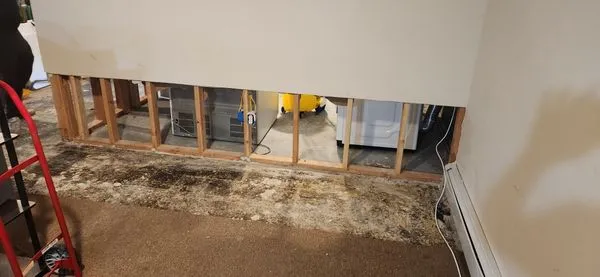 24/7 Plumbing & Restoration