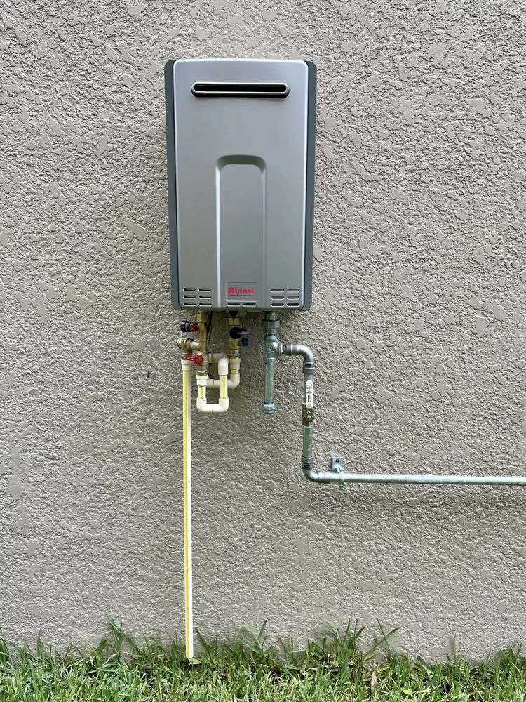 Emergency water heater service in Hesperia, CA by 24/7 Plumbing & Rooter