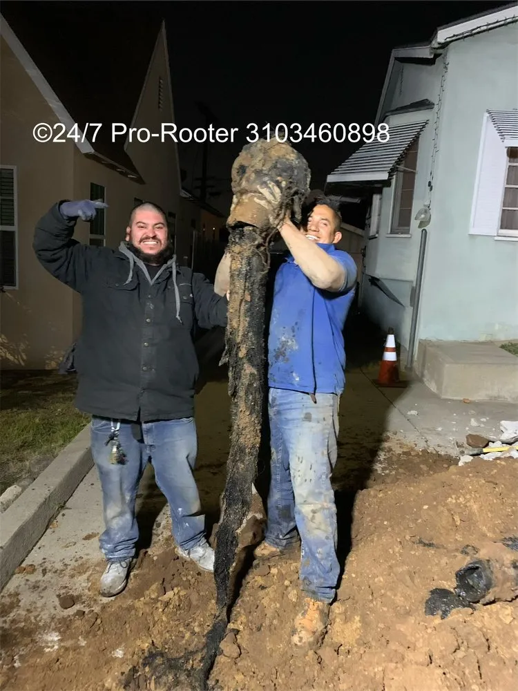 Slide of 24/7 Pro-Rooter Plumbing