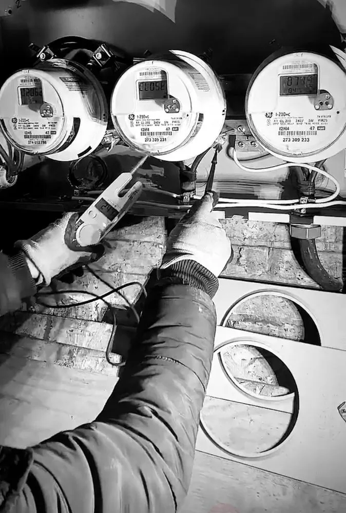 Slide of 24/7 Service Team