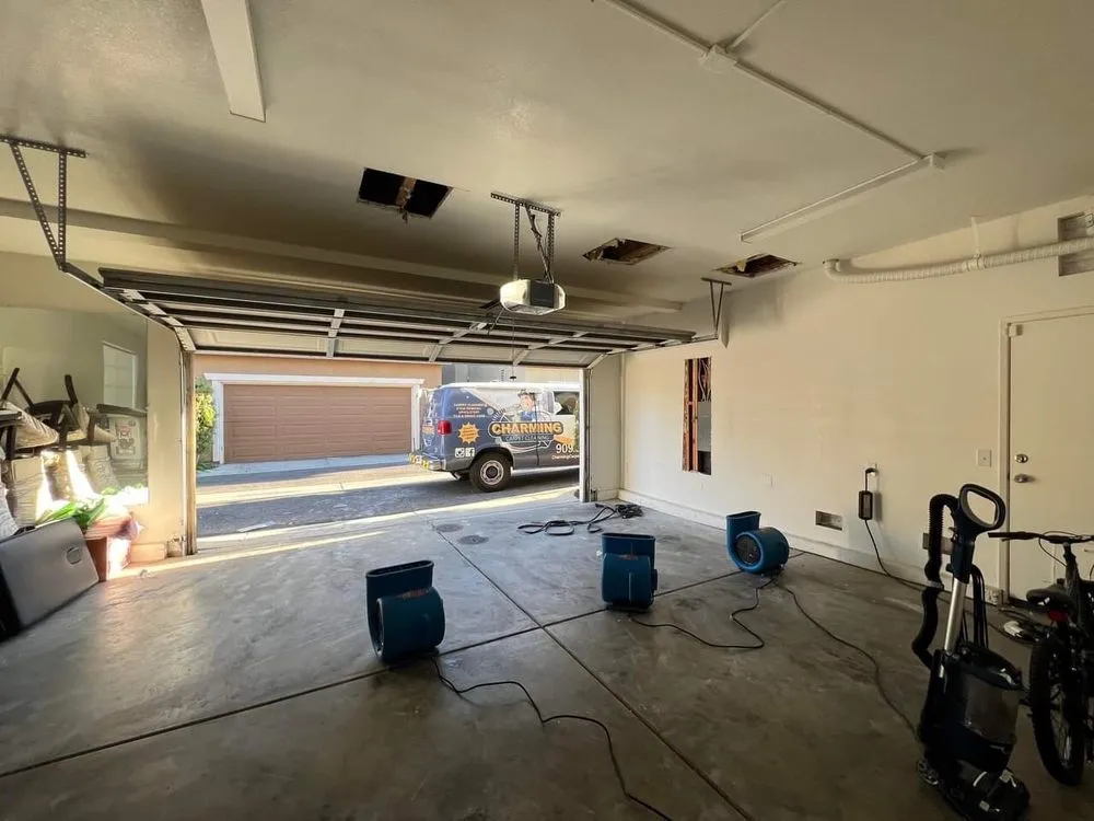 Slide of 24/7 Water Damage Restoration Fontana