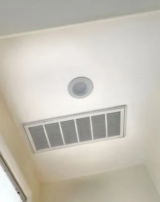 24hr Restoration Logo