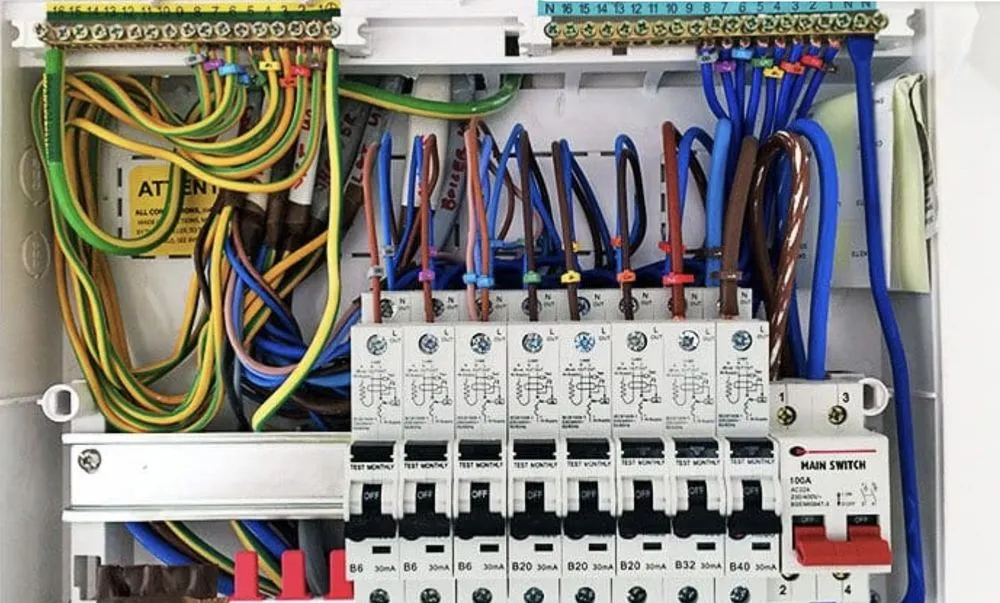 Slide of 2js Maintenance And Lawn Care