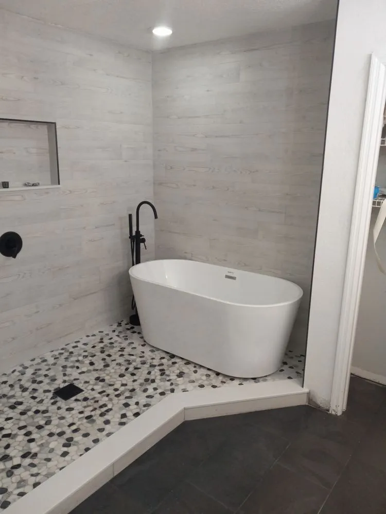 Slide of 3 B's & More