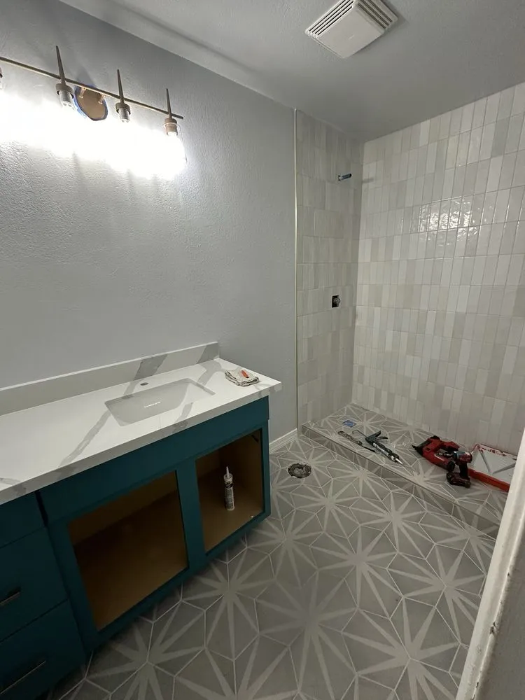 Slide of 3 Nails Contracting