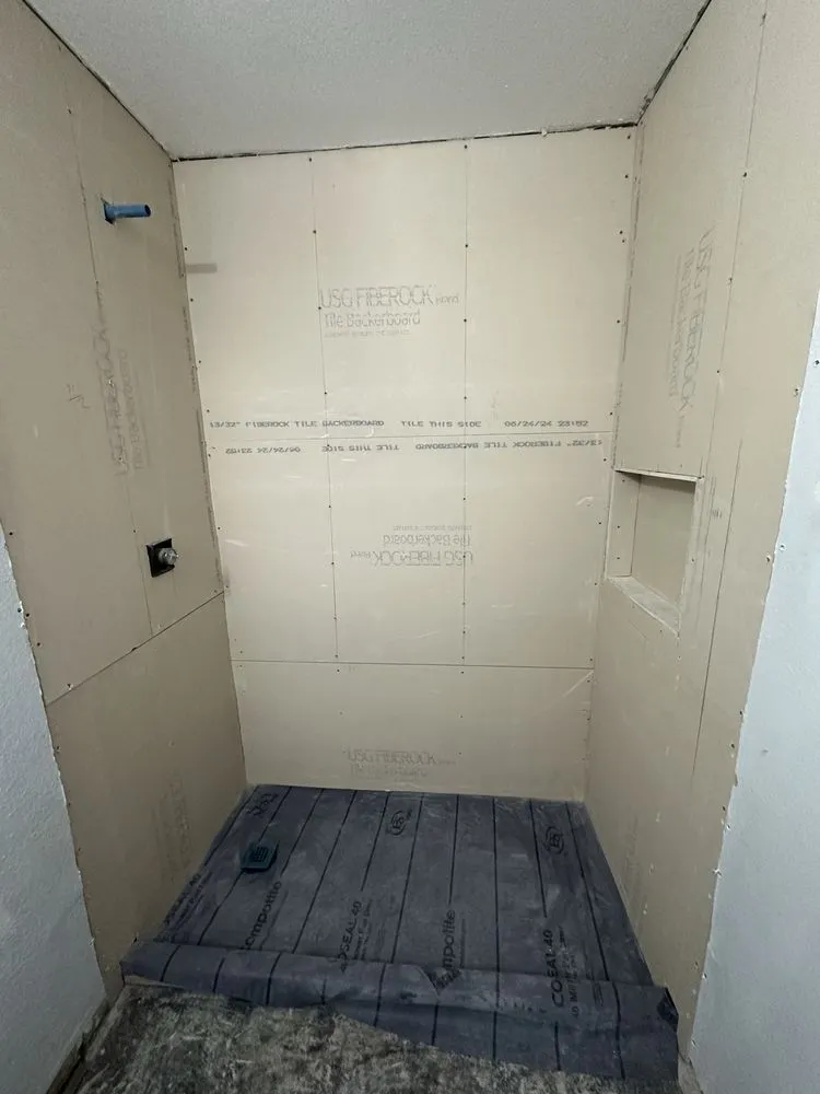 Slide of 3 Nails Contracting