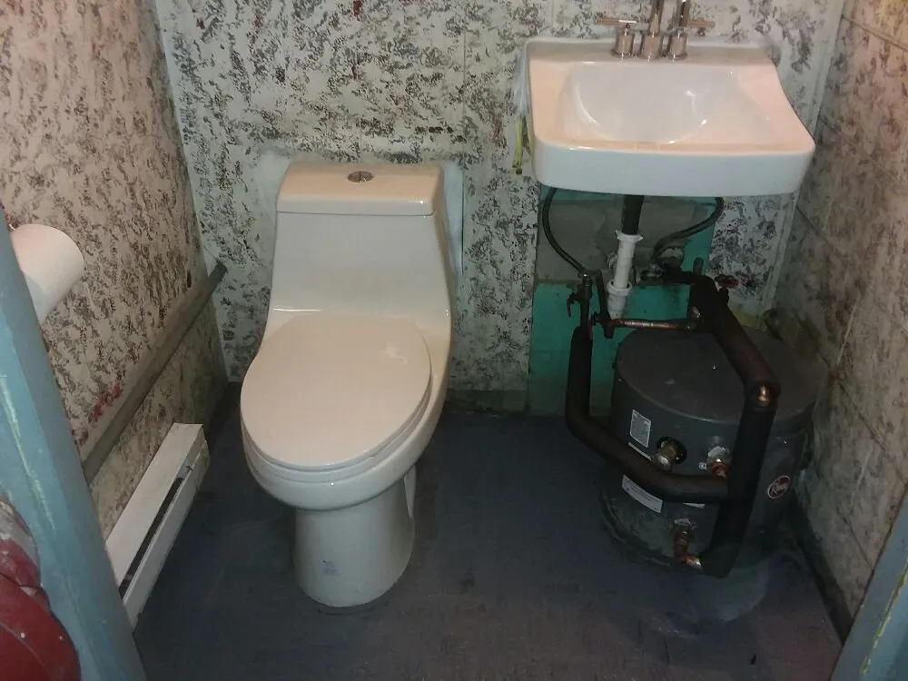 Expert plumbing repair for homes in Chicago, IL by 4 Brothers Sewer and Plumbing Service