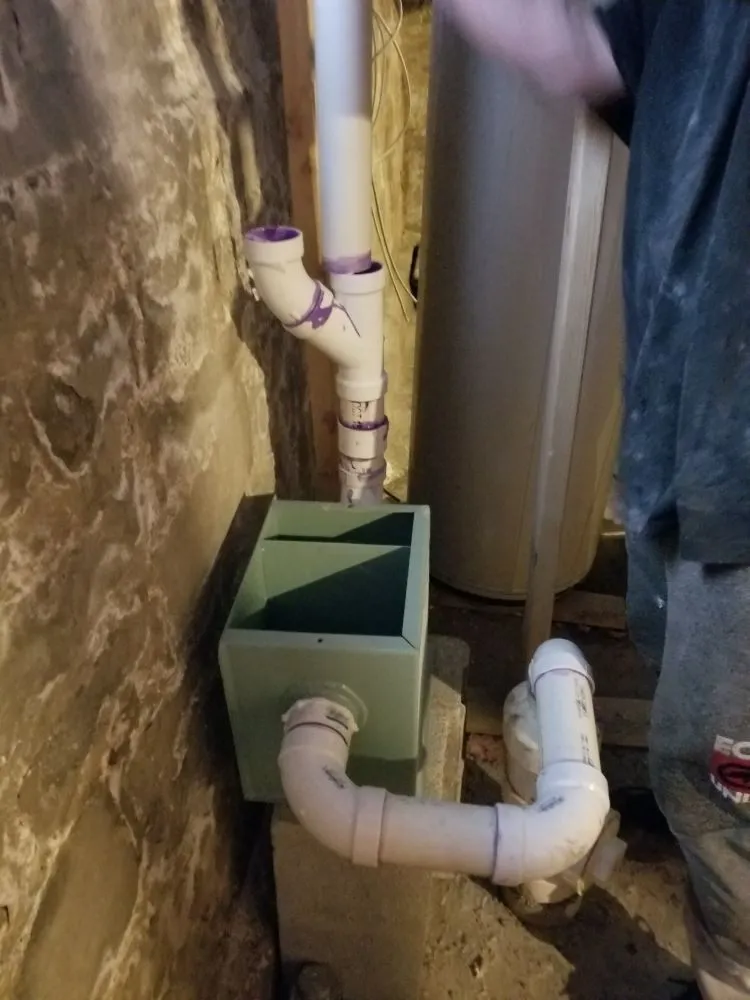 Reliable water heater service for homes in Chicago, IL by 4 Brothers Sewer and Plumbing Service