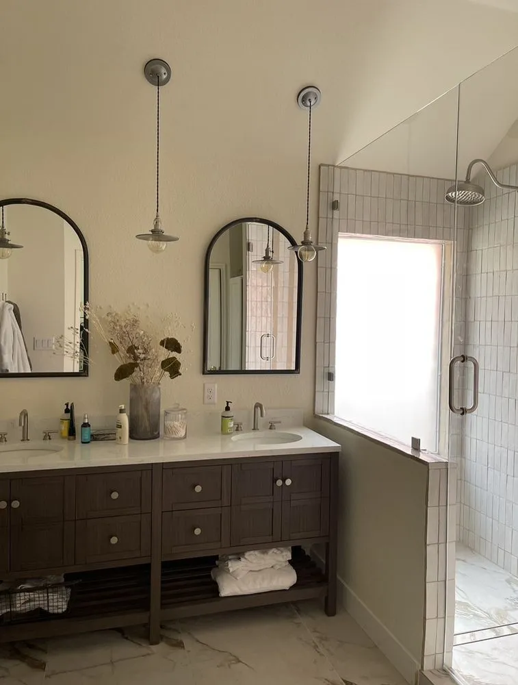 Slide of 4 Leaf Plumbing