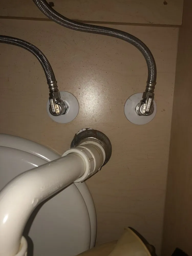 Slide of 4 Service Pros