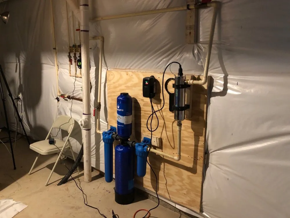 Slide of 4 Service Pros