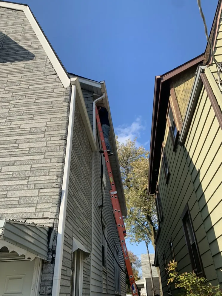 Slide of 4 Sons Handyman