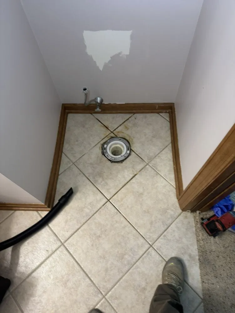 Slide of 412 Handyman Solutions