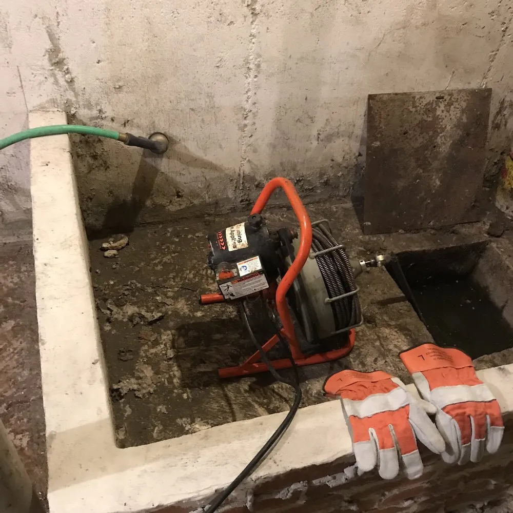 Top-rated emergency plumbing experts serving Flushing, NY - $49.99 Sewer Man