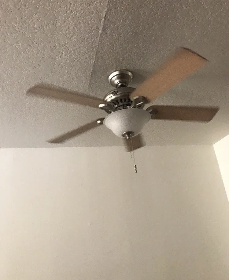 Slide of 4HandymanHands