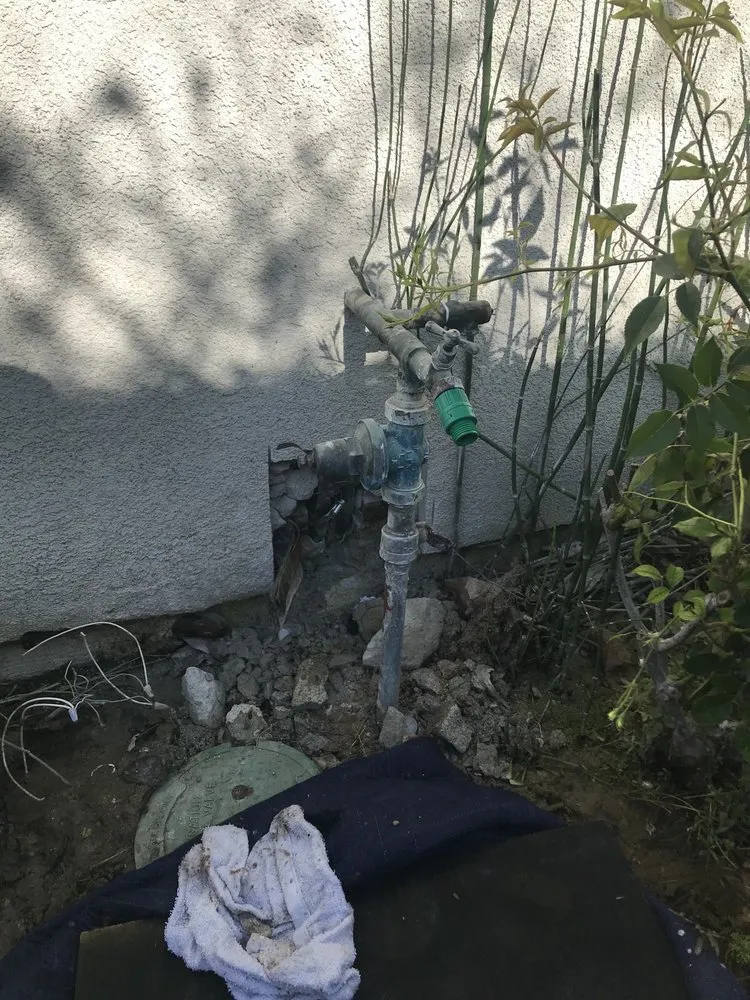 Slide of 4HandymanHands