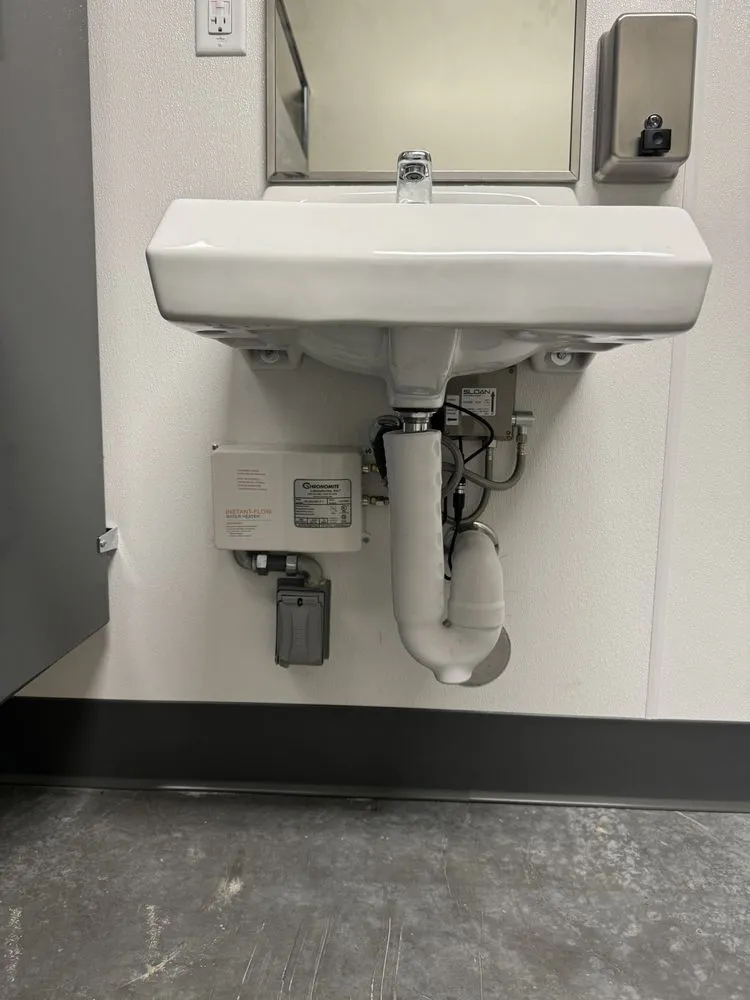 Slide of 4TF HandyMan