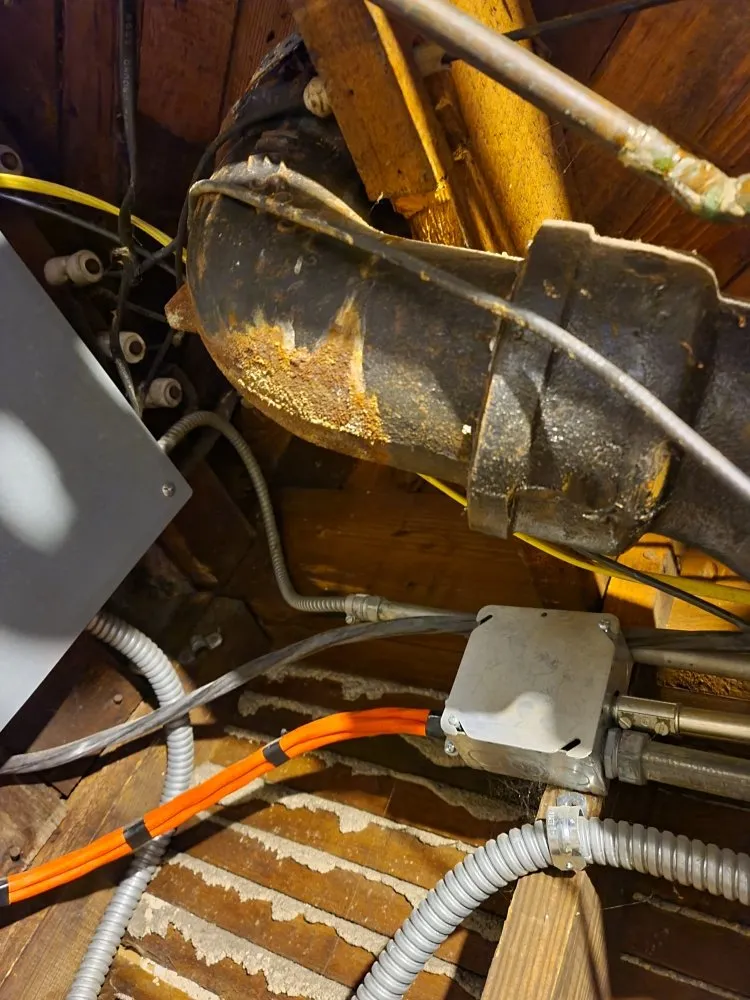 Slide of 5 Star Mechanical