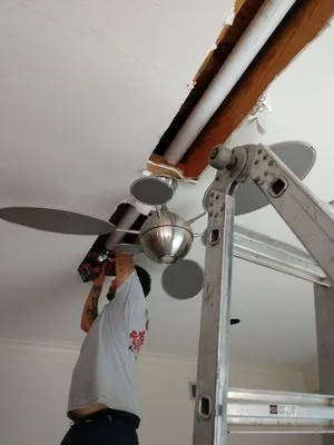 504 Parish Plumbing Logo