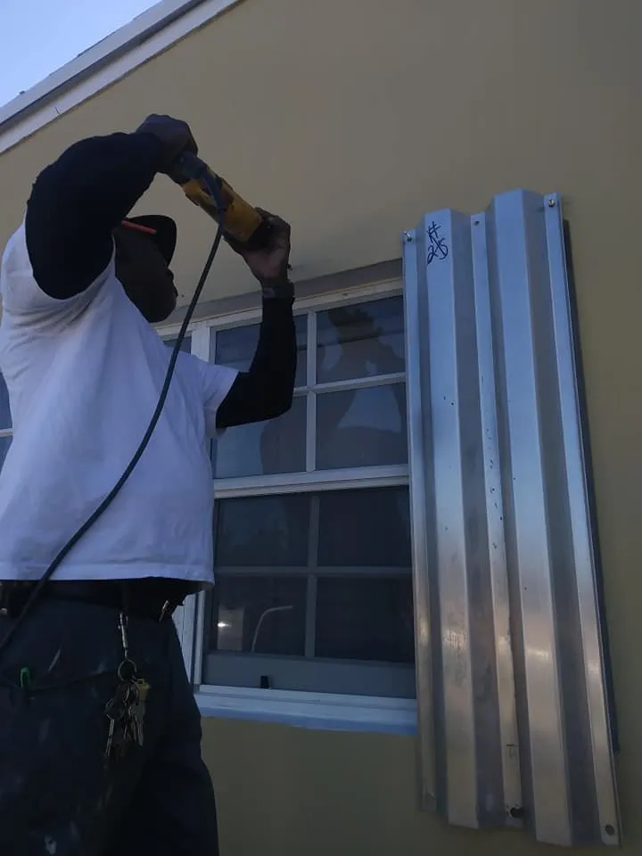 Slide of $60 Fence and Handyman