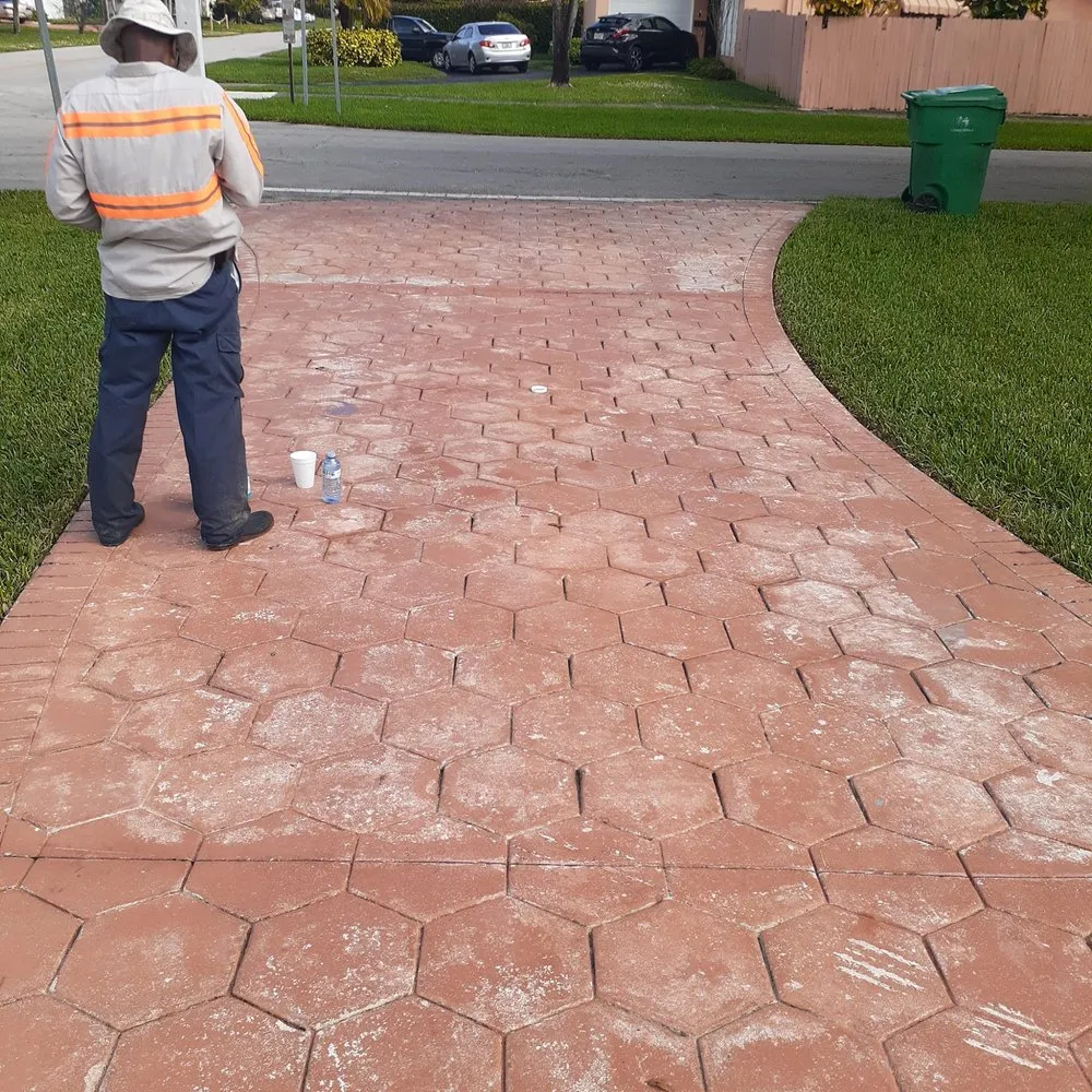 Slide of $60 Fence and Handyman