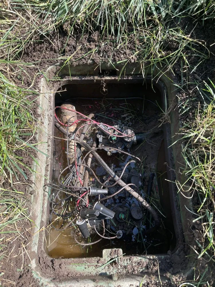 Slide of 636 Outdoor Services