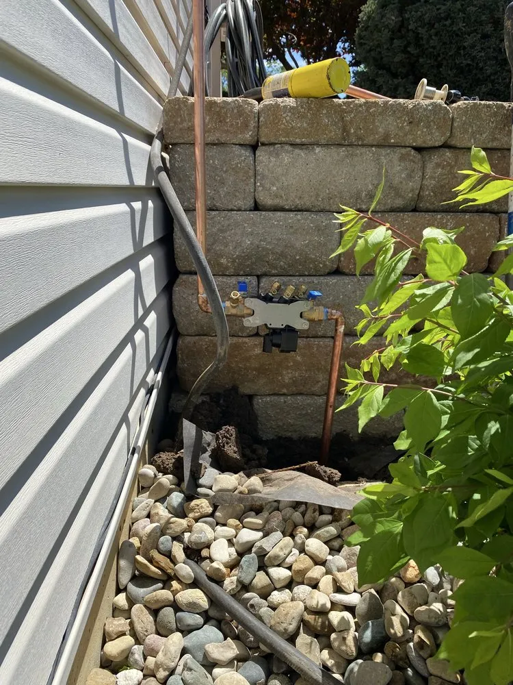 Slide of 636 Outdoor Services