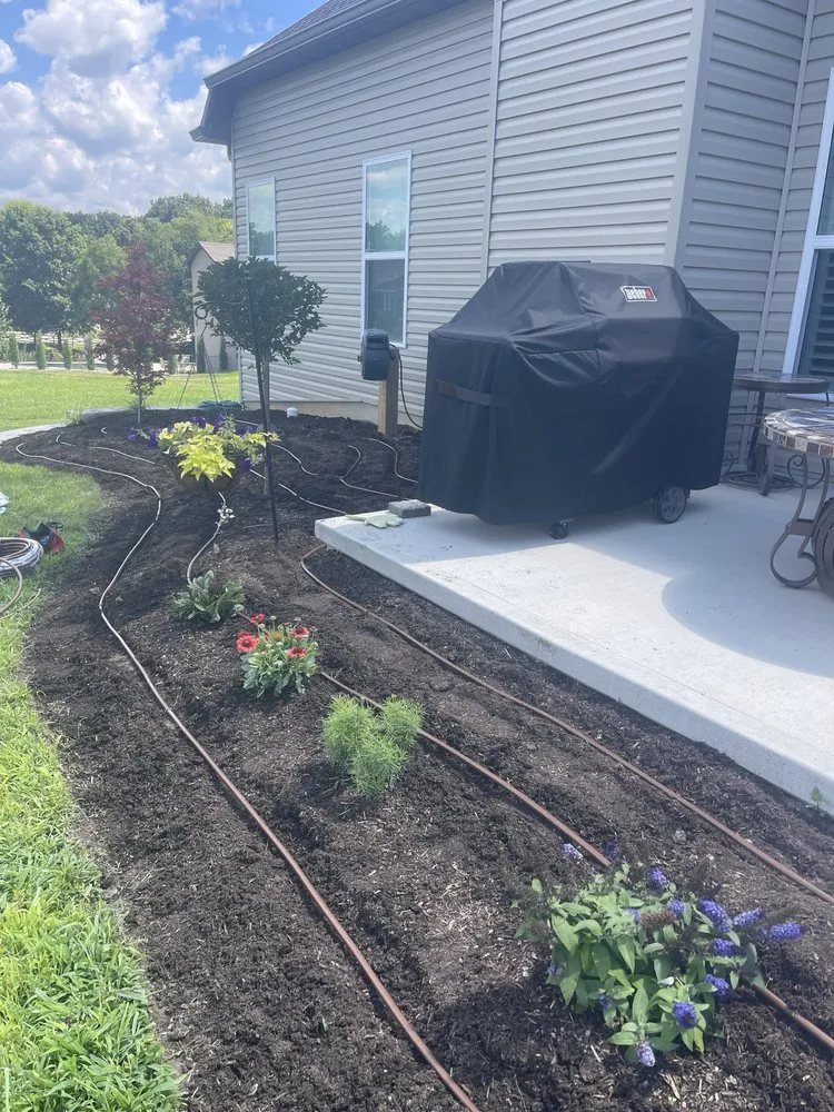 Slide of 636 Outdoor Services