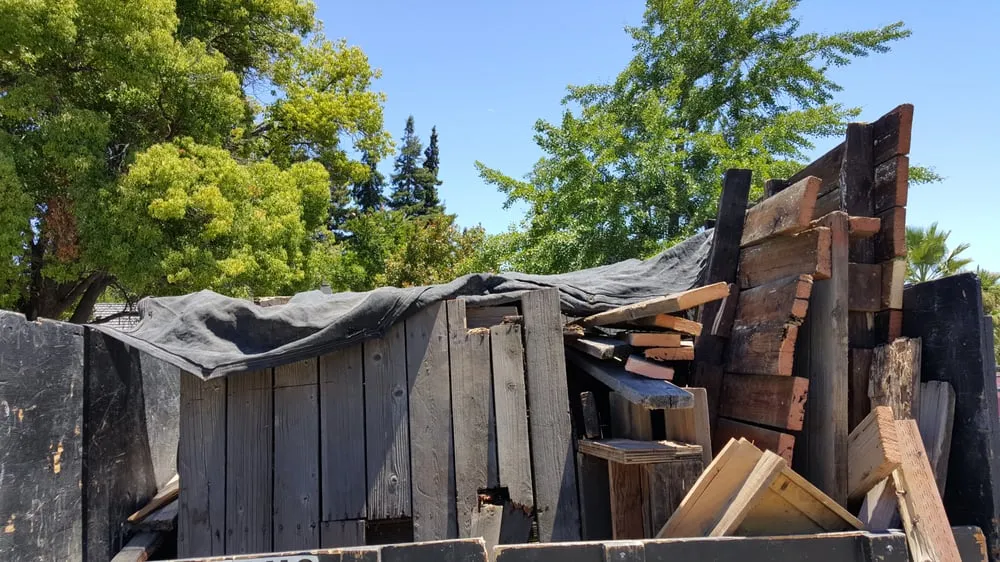 Slide of 7 Day Pick Up & Go Hauling